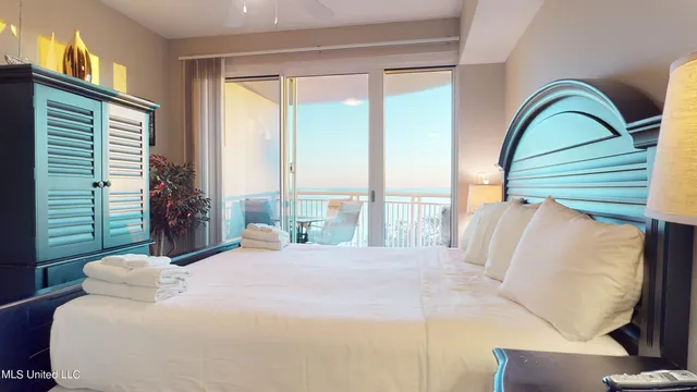 $2,995 | 2228 Beach Drive, Unit 506, Gulfport, MS 39507