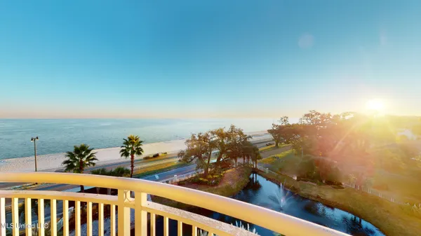 $2,995 | 2228 Beach Drive, Unit 506, Gulfport, MS 39507