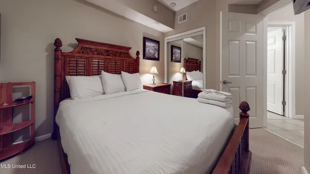 $2,995 | 2228 Beach Drive, Unit 506, Gulfport, MS 39507