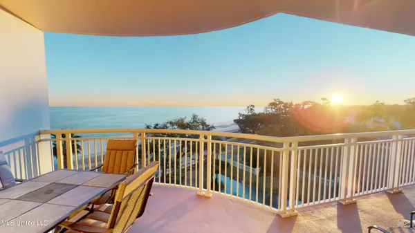 $2,995 | 2228 Beach Drive, Unit 506, Gulfport, MS 39507