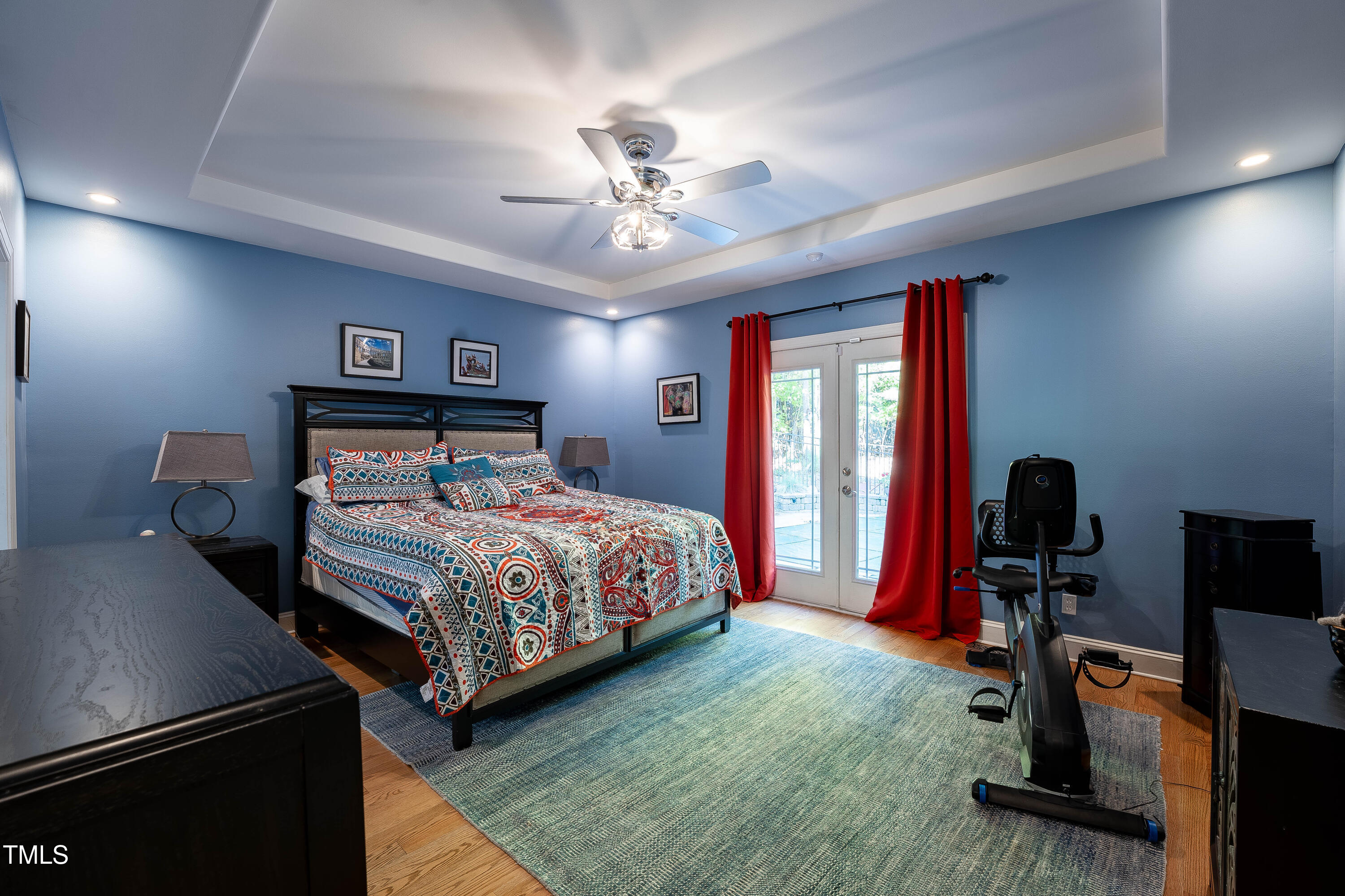 8104 Last Oak Court Raleigh, NC 27613 - Photo 16 of 26 20241023-_DSC7902-HDR