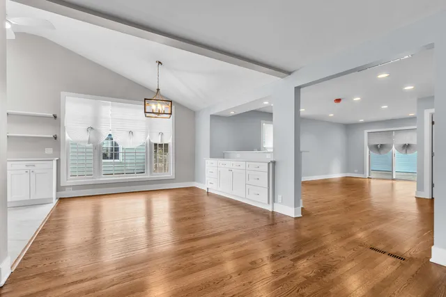 $619,900 | 440 Huehl Road, Northbrook, IL 60062