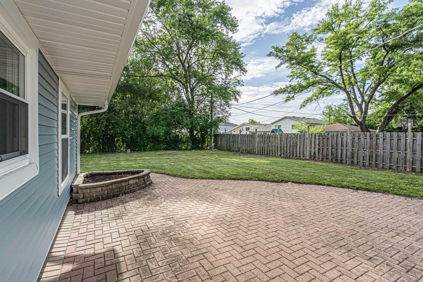 440 Huehl Road Northbrook, IL 60062 - Photo 24 of 30 Gallery Image 24