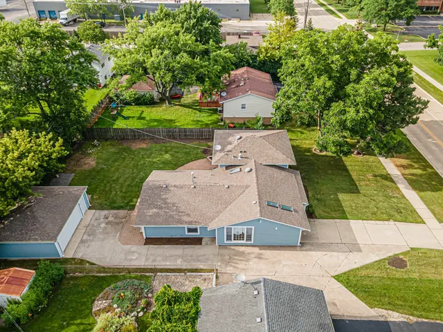 $619,900 | 440 Huehl Road, Northbrook, IL 60062