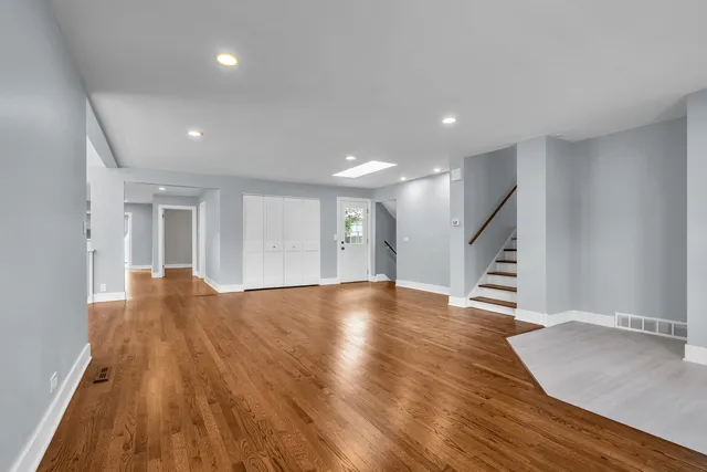 $619,900 | 440 Huehl Road, Northbrook, IL 60062