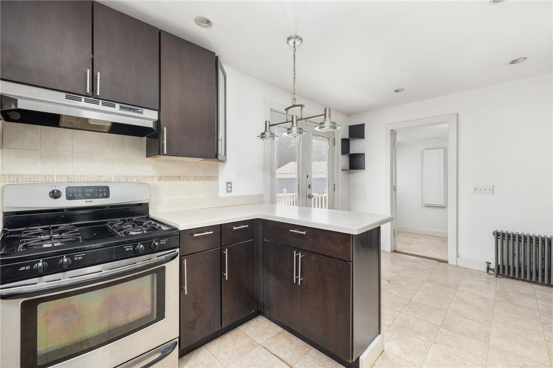 824 Main Road Tiverton, RI 02878 - Photo 16 of 37