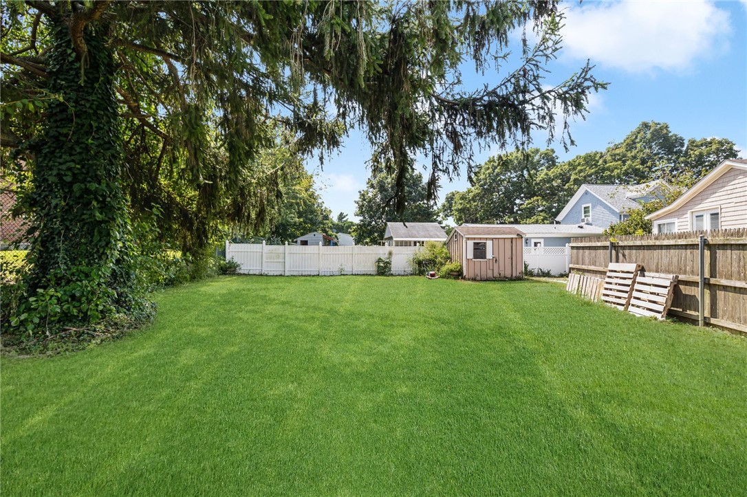 824 Main Road Tiverton, RI 02878 - Photo 29 of 37