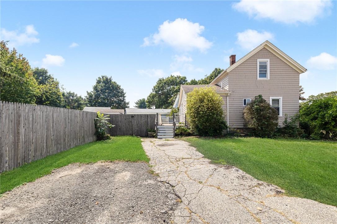 824 Main Road Tiverton, RI 02878 - Photo 37 of 37