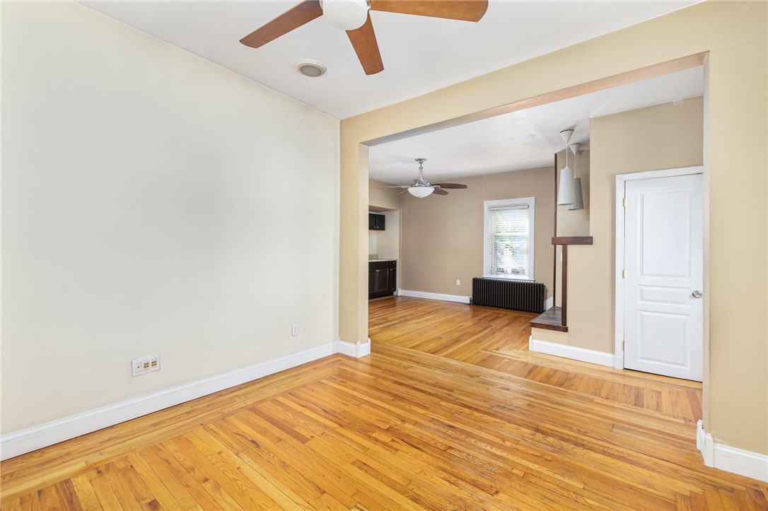 824 Main Road Tiverton, RI 02878 - Photo 8 of 37