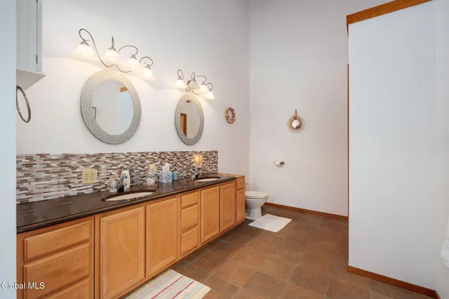 $599,900 | 3706 Highway 10, Richmondville, NY 12149