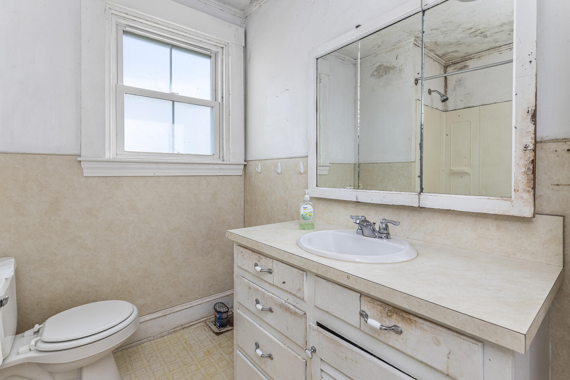 66 Spring Street Yarmouth, ME 04096 - Photo 15 of 32 66 Spring_W5_10