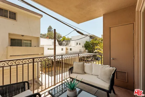 $969,000 | 8238 West Manchester Avenue, Unit 208, Playa del Rey, CA 90293