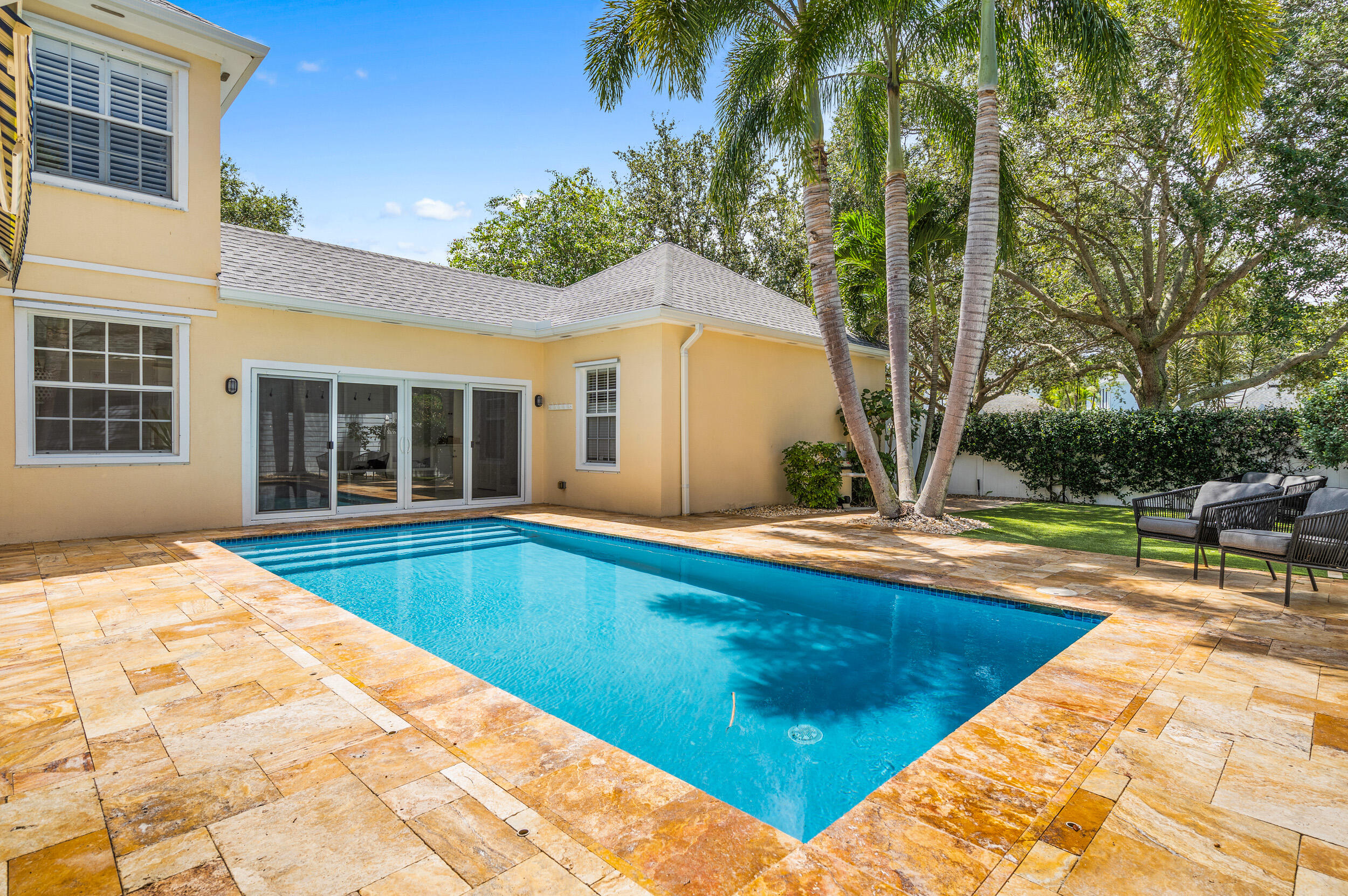 291 Barbados Drive Jupiter, FL 33458 - Photo 22 of 27 Patio/Pool