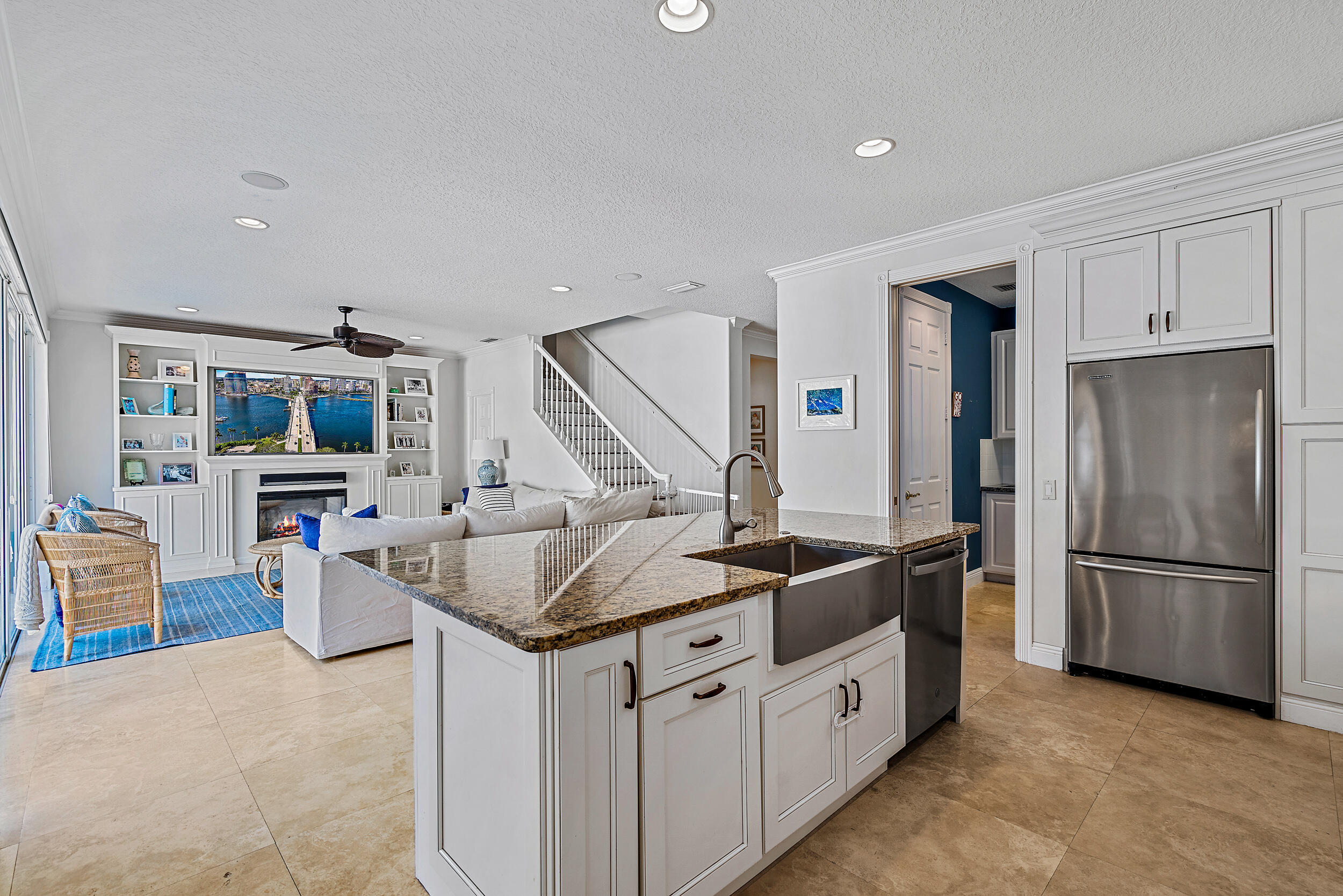 291 Barbados Drive Jupiter, FL 33458 - Photo 7 of 27 Kitchen