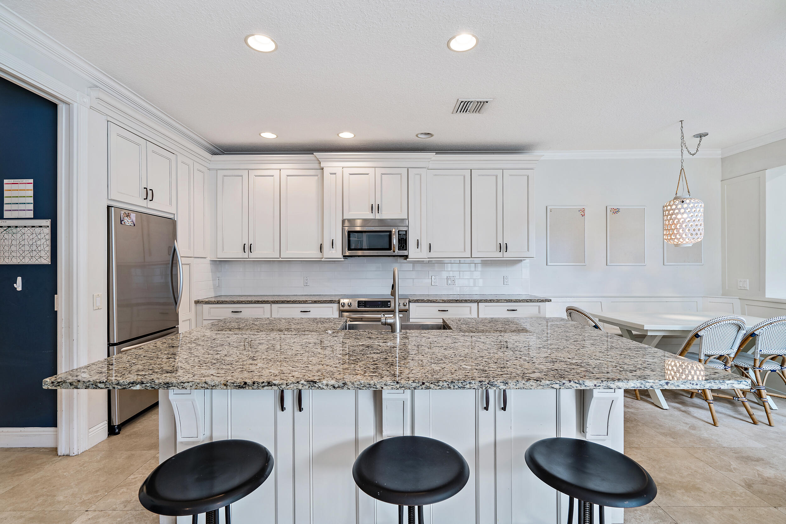 291 Barbados Drive Jupiter, FL 33458 - Photo 9 of 27 Kitchen