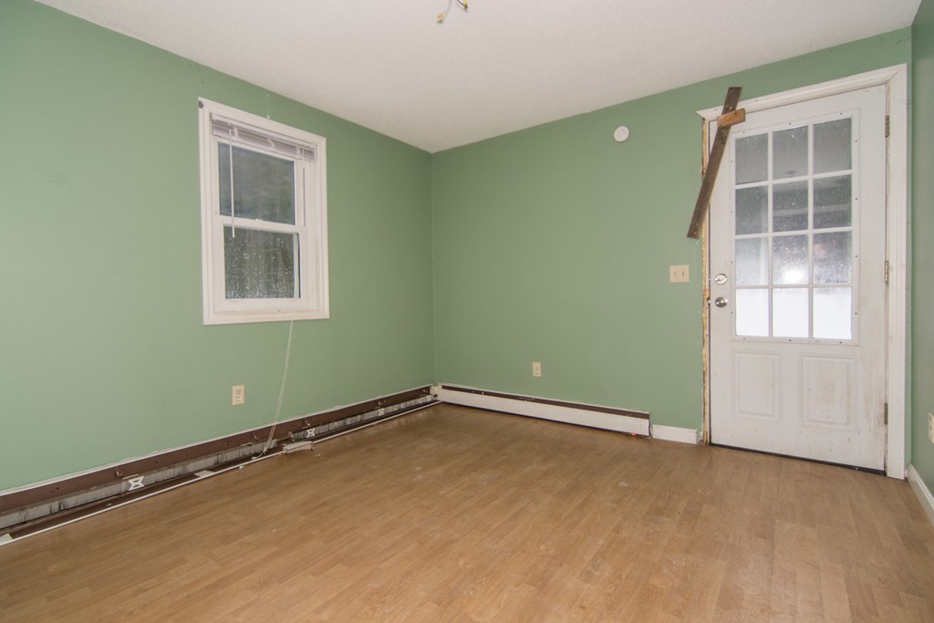 160 North A N Shore Road, Unit A Derry, NH 03038 - Photo 13 of 30