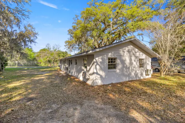 $1,350 | 403 Northeast 26th Court, Ocala, FL 34470