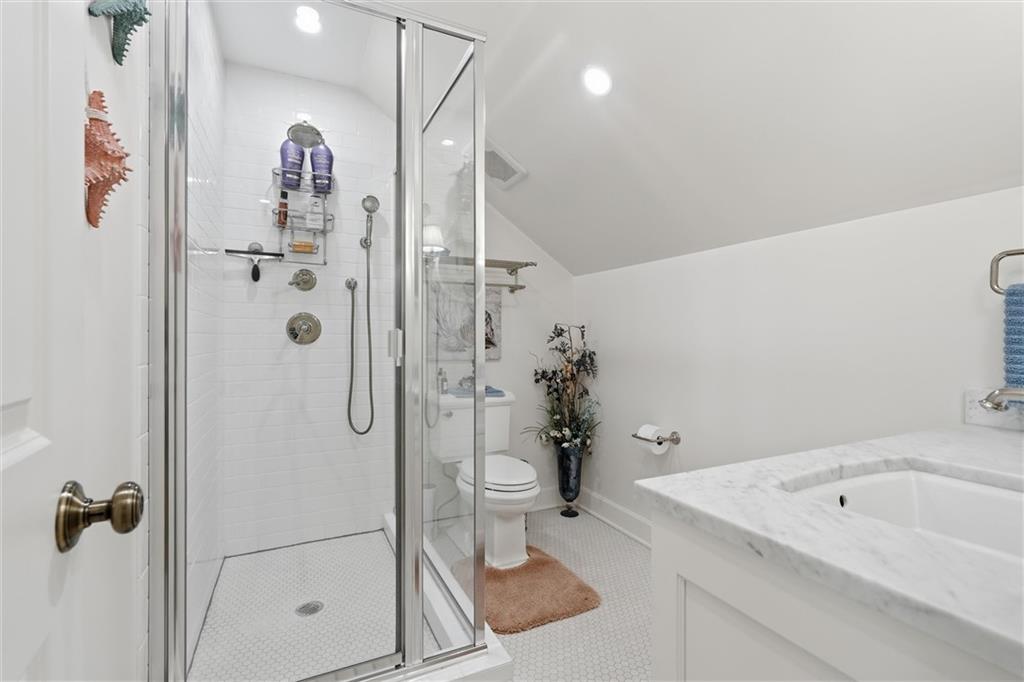 1217 West 58th Street Kansas City, MO 64113 - Photo 32 of 48