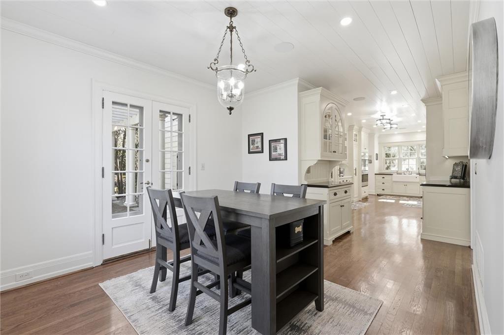 1217 West 58th Street Kansas City, MO 64113 - Photo 10 of 48