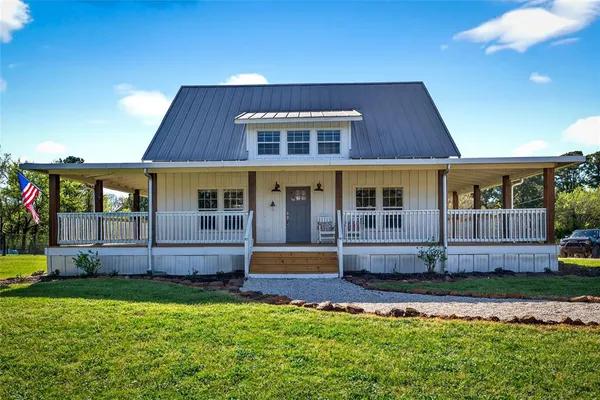 $450,000 | 16762 Farm To Market Road 2661, Flint, TX 75762