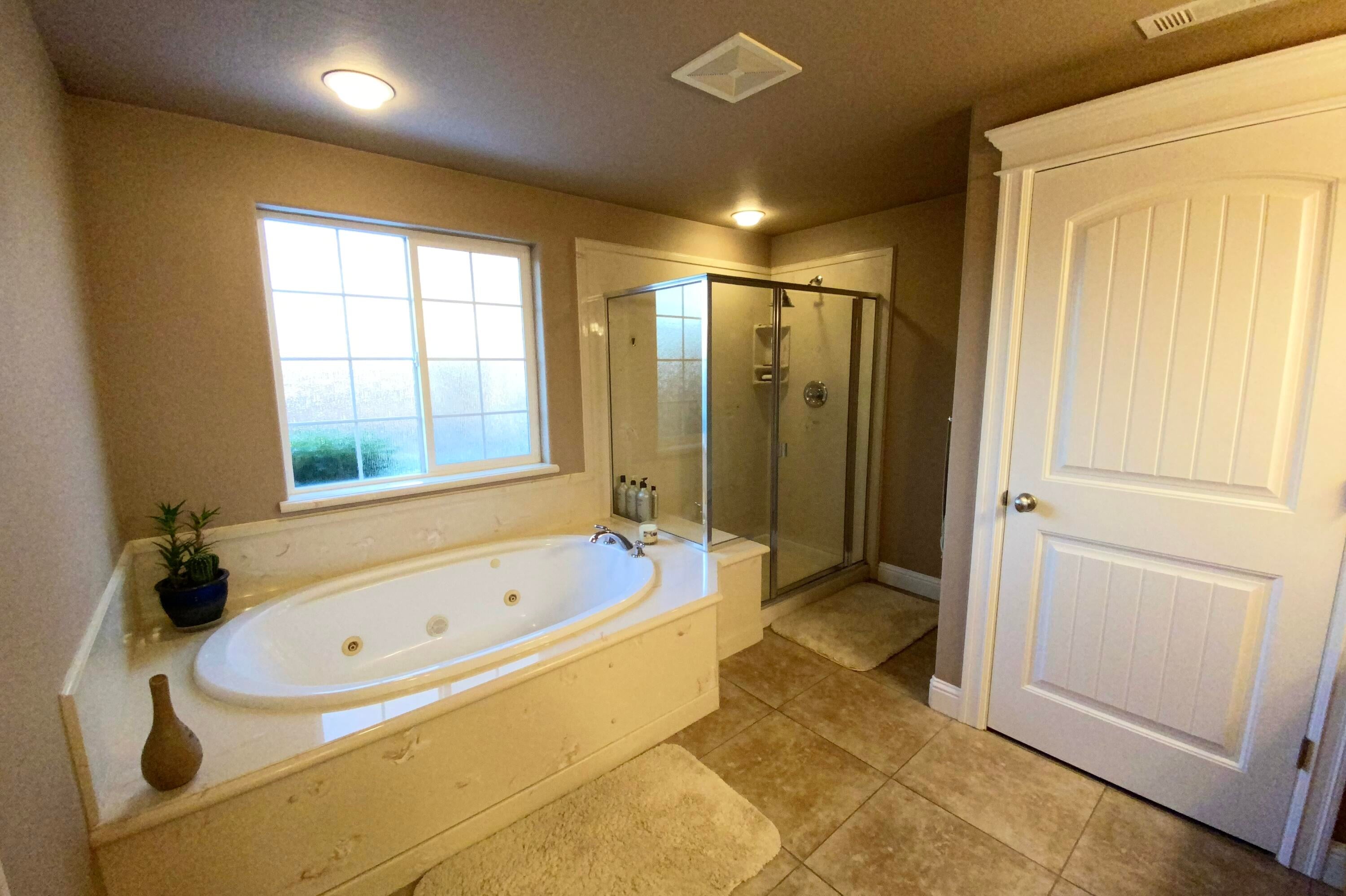 610 Nottingham Terrace Eagle Point, OR 97524 - Photo 13 of 30 IMG-4267-edited (1)