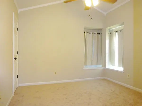 $1,400 | 122 Basswood Court, Jacksonville, NC 28546