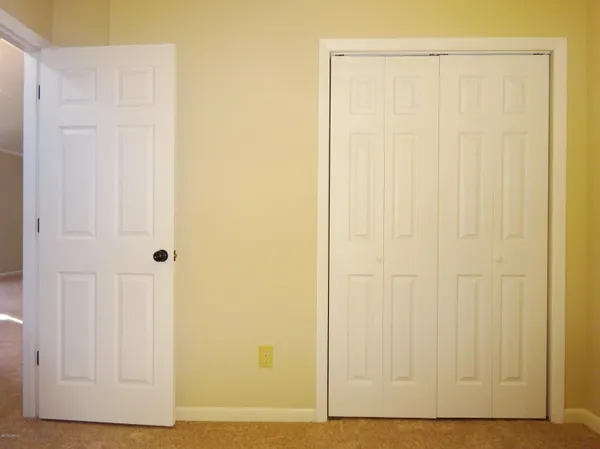 $1,400 | 122 Basswood Court, Jacksonville, NC 28546