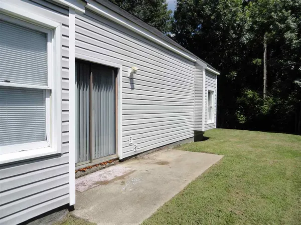 $1,400 | 122 Basswood Court, Jacksonville, NC 28546