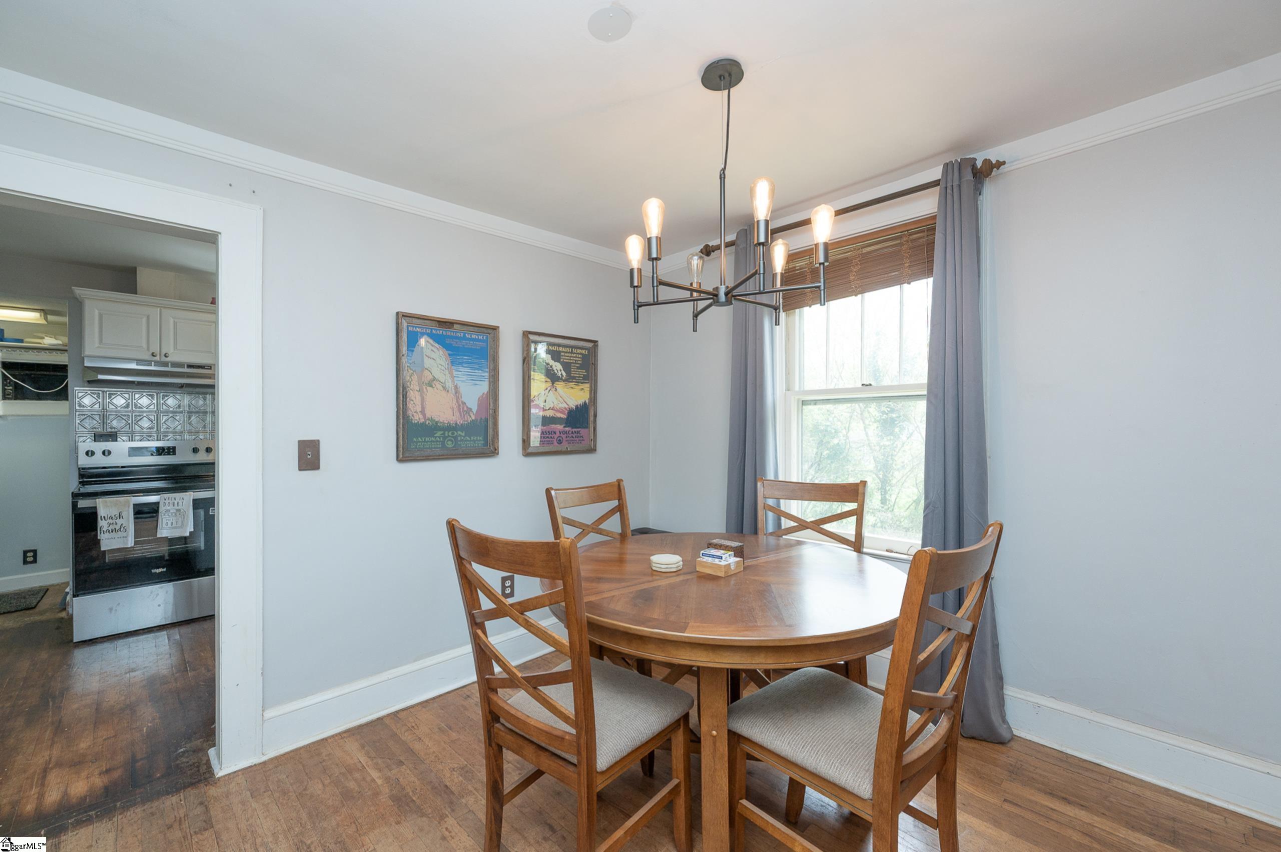 135 Keith Drive Greenville, SC 29607 - Photo 9 of 19