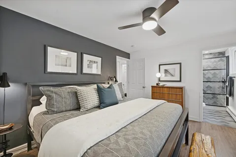 $300,000 | 2726 Central Street, Unit 2D, Evanston, IL 60201