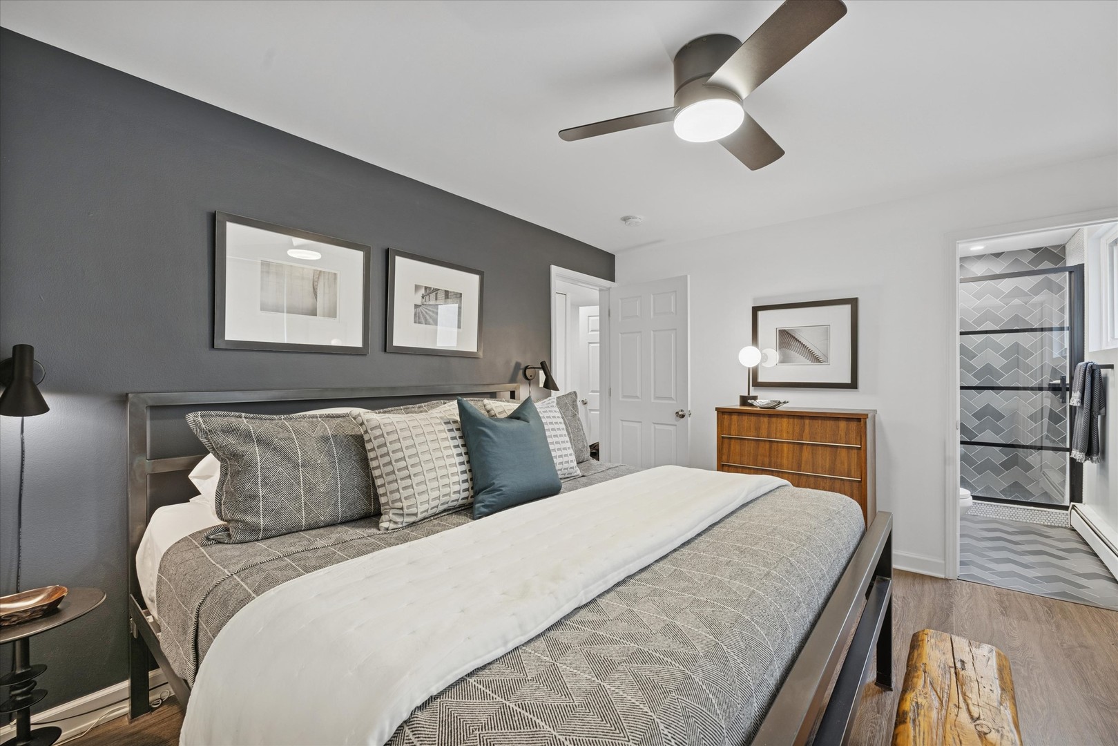 2726 Central Street, Unit 2D Evanston, IL 60201 - Photo 13 of 18