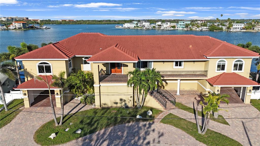 736 Pruitt Drive Madeira Beach, FL 33708 - Photo 35 of 40