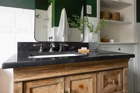 $332,000 | 2610 Aster Street, Dallas, TX 75211