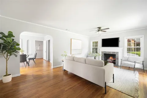 $332,000 | 2610 Aster Street, Dallas, TX 75211