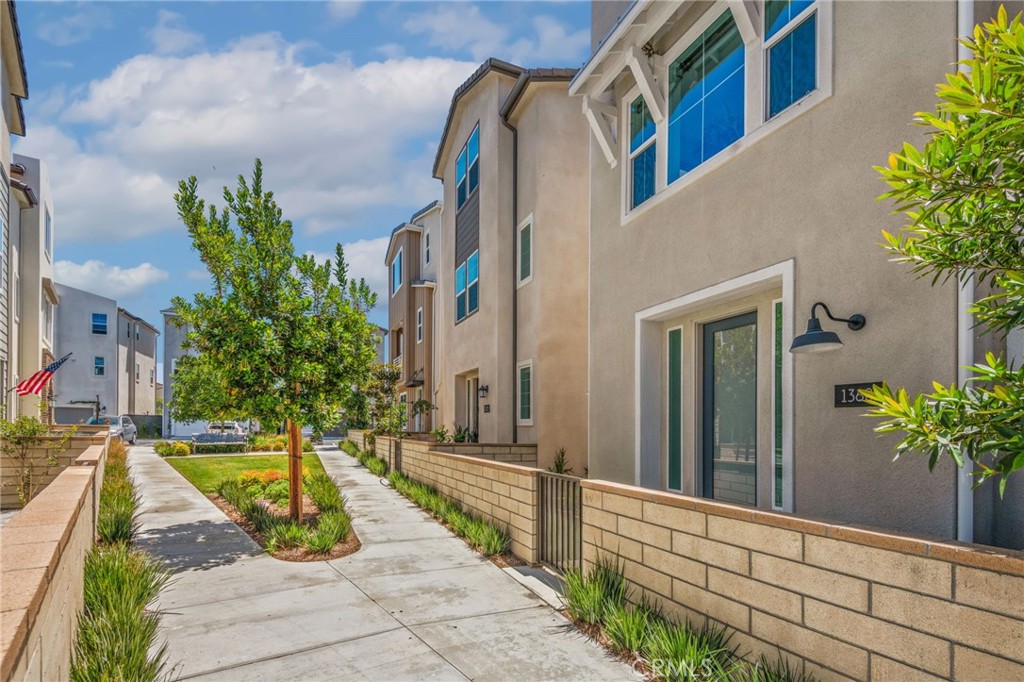 1360 Windmill Road Rancho Mission Viejo, CA 92694 - Photo 3 of 48