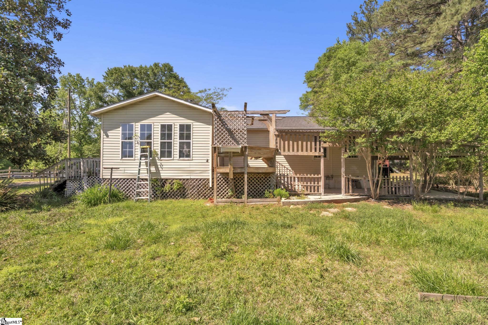 408 Bakerville Road Easley, SC 29642 - Photo 23 of 32