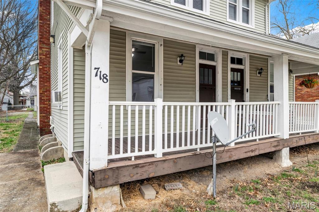 716 Bristow Street Belleville, IL 62221 - Photo 4 of 50