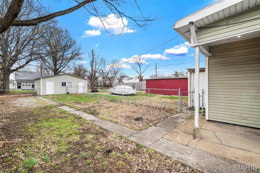 716 Bristow Street Belleville, IL 62221 - Photo 42 of 50