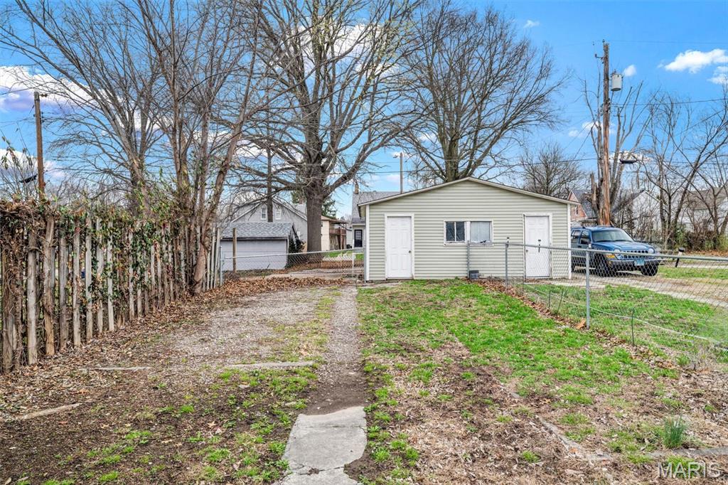 716 Bristow Street Belleville, IL 62221 - Photo 43 of 50