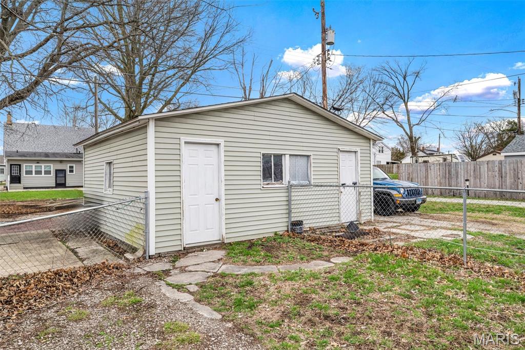 716 Bristow Street Belleville, IL 62221 - Photo 44 of 50