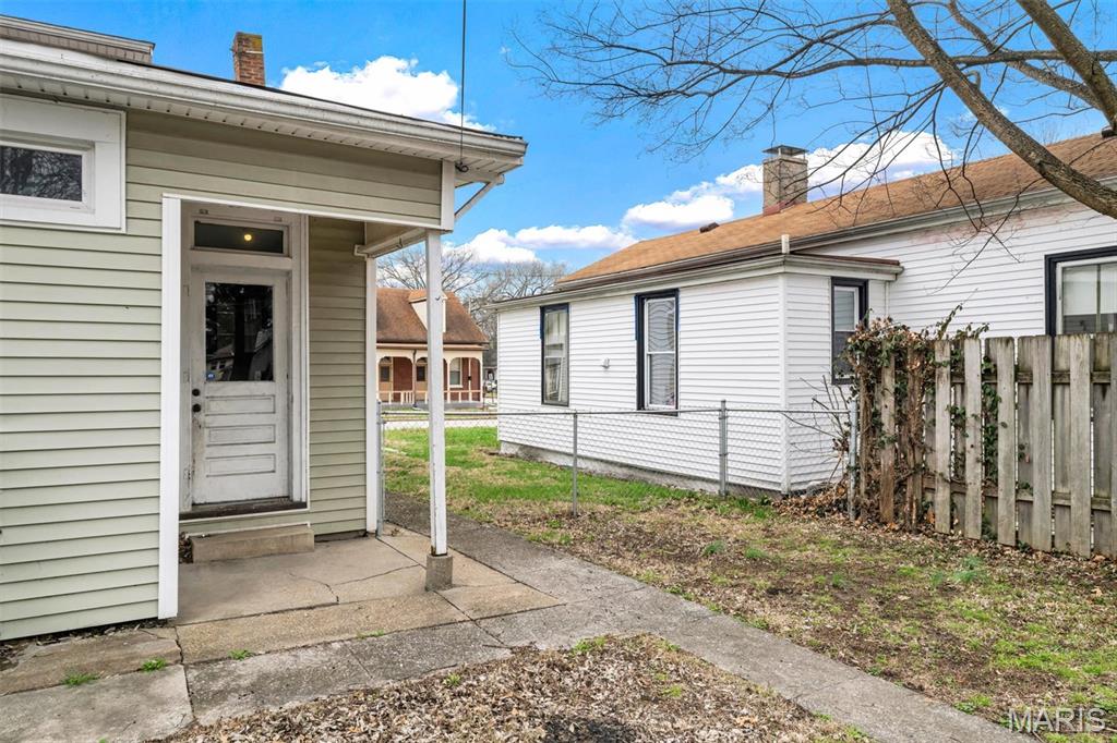716 Bristow Street Belleville, IL 62221 - Photo 46 of 50
