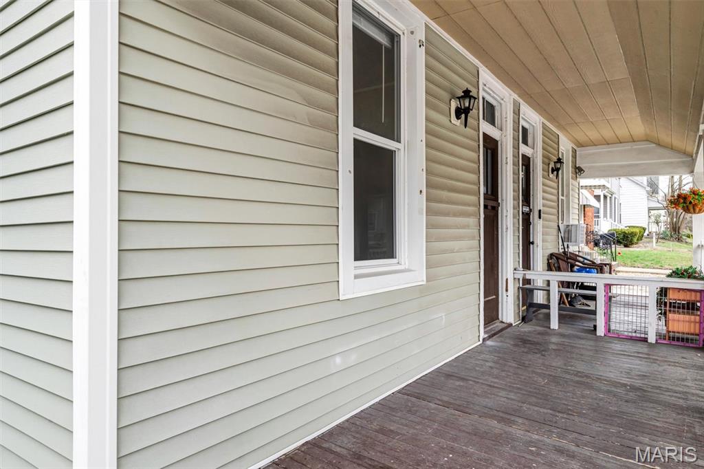 716 Bristow Street Belleville, IL 62221 - Photo 5 of 50