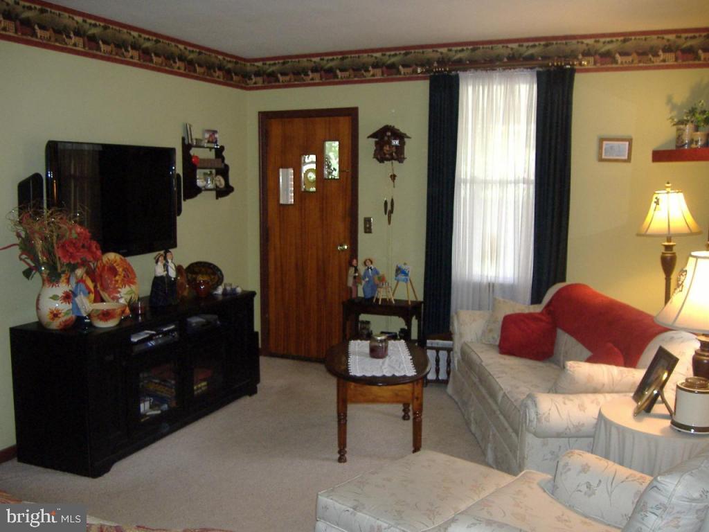 163 Akron Road Ephrata, PA 17522 - Photo 12 of 30 Gallery Image 12