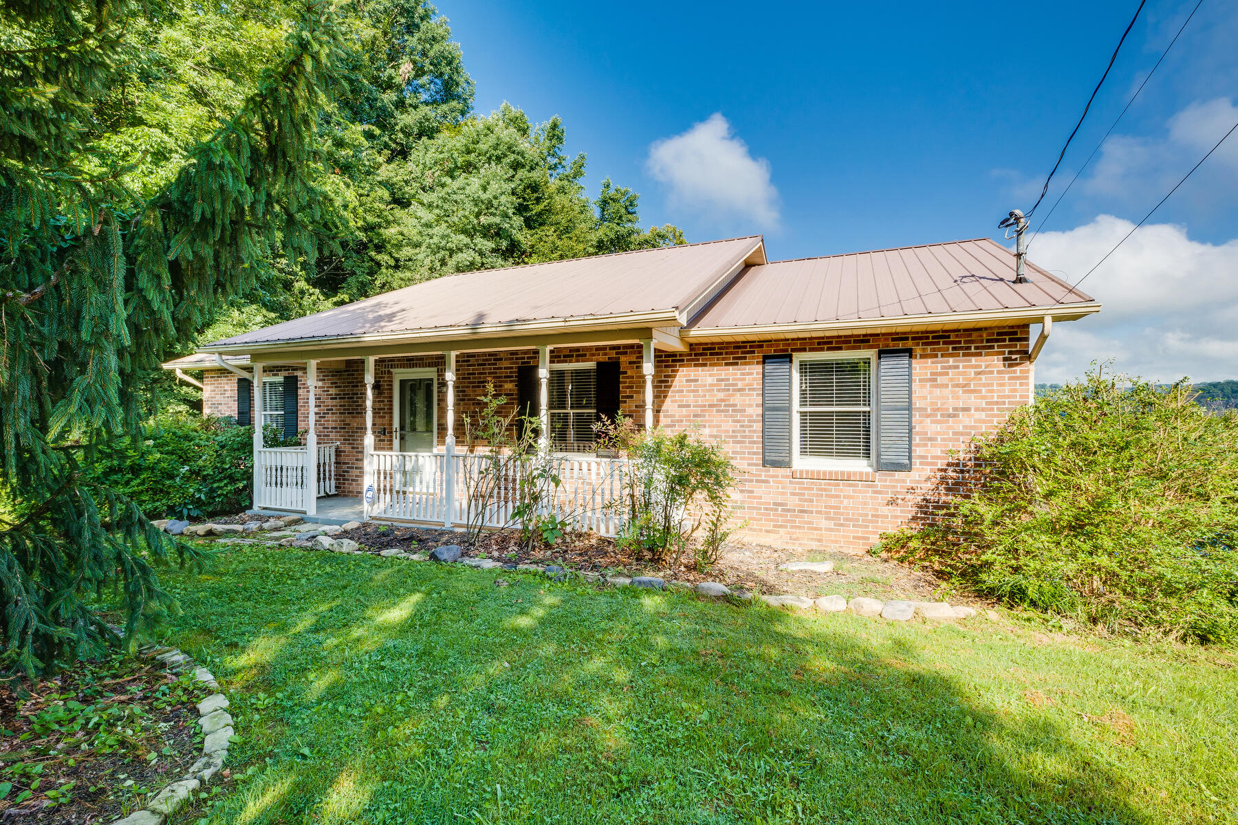 190 Bayless Road Jonesborough, TN 37659 - Photo 1 of 50 001