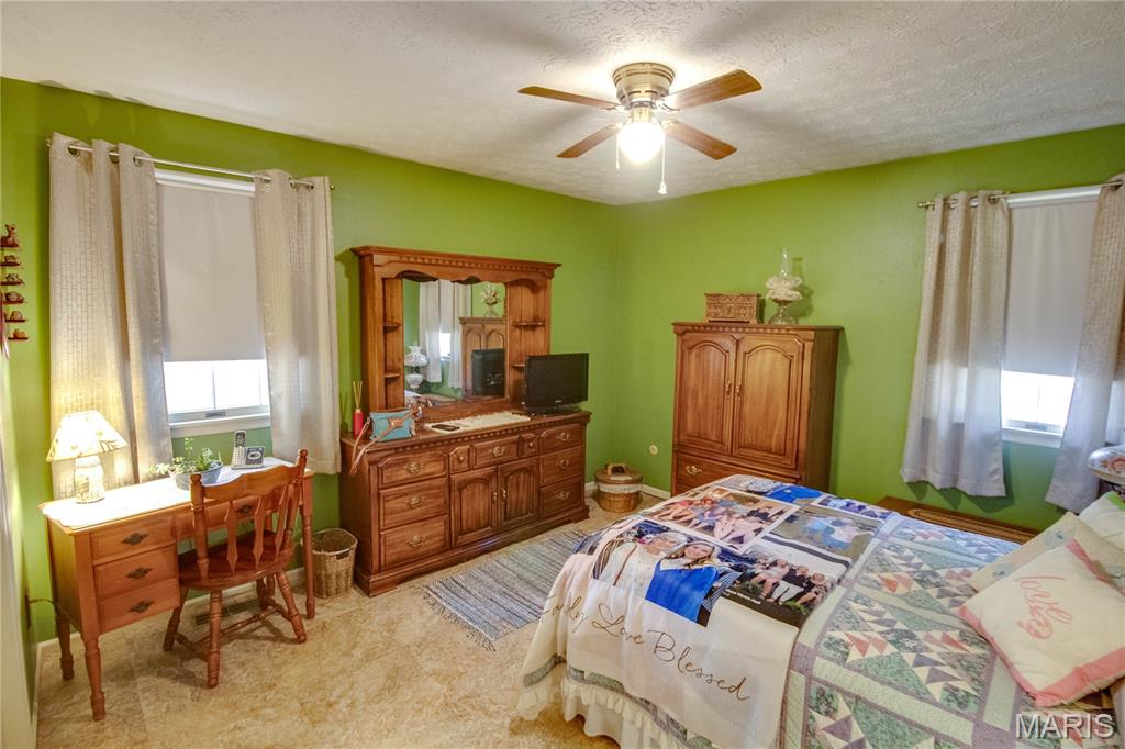 5328 Seminary Road Alton, IL 62002 - Photo 22 of 40