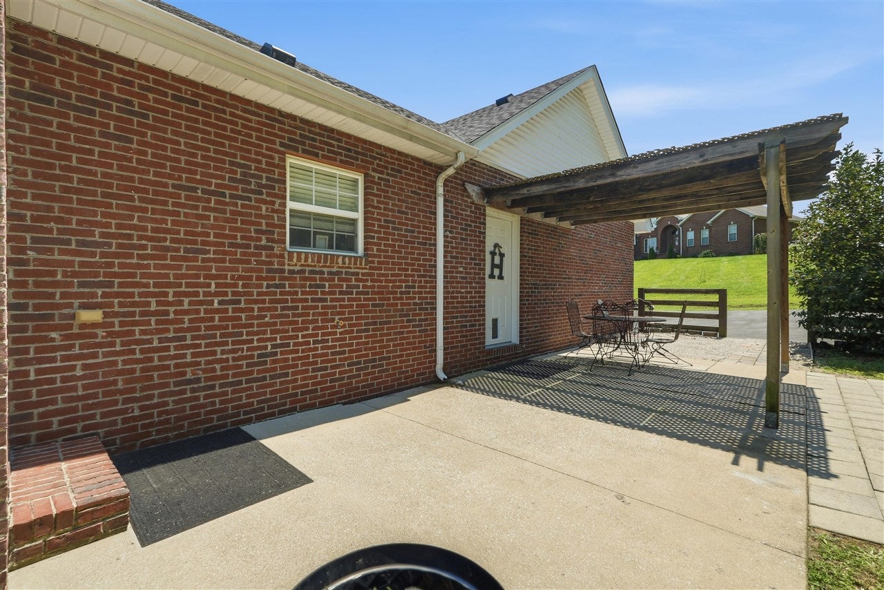 105 Oakwind Road Glasgow, KY 42141 - Photo 36 of 49 Gallery Image 36
