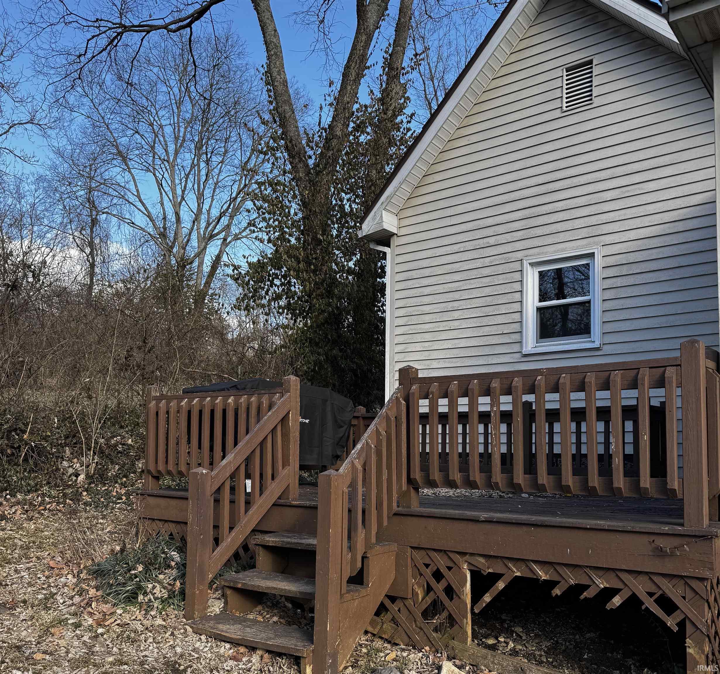 215 Northwest 4th Street Paoli, IN 47454 - Photo 4 of 17