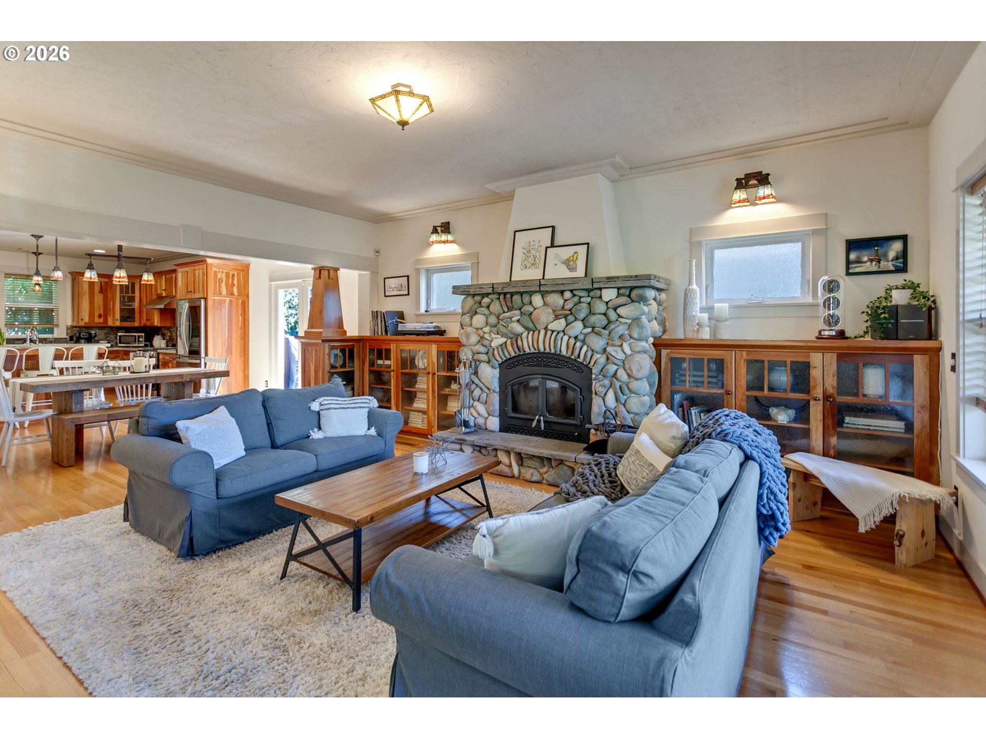 2939 Southwest Custer Street Portland, OR 97219 - Photo 7 of 48