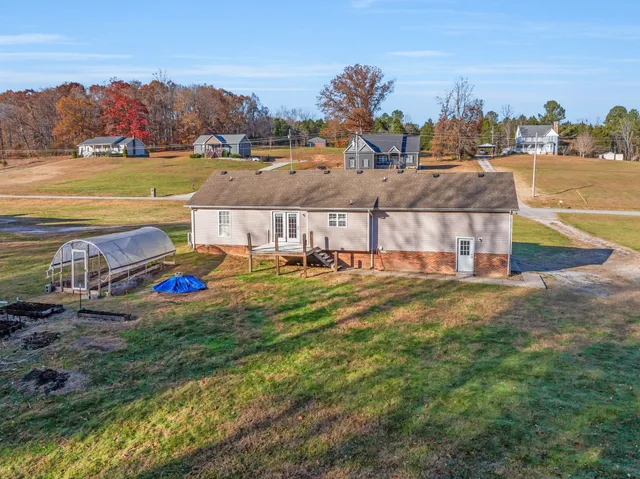 $350,000 | 1427 St Paul Road, Charlotte, TN 37036