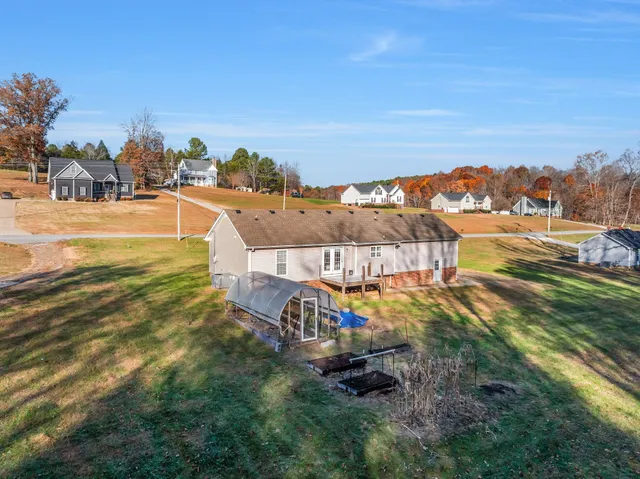 $350,000 | 1427 St Paul Road, Charlotte, TN 37036